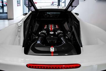 Ferrari 458 Speciale — photo 37