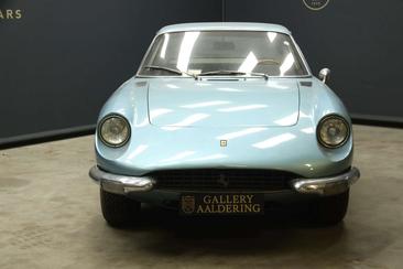 Ferrari 365 GT 2+2 — photo 19