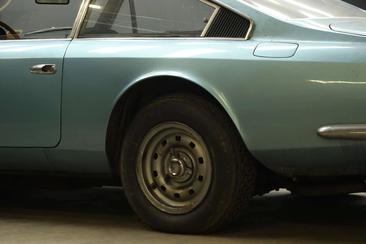 Ferrari 365 GT 2+2 — photo 40