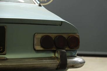 Ferrari 365 GT 2+2 — photo 43