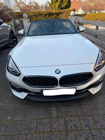 BMW Z4 Roadster SDrive20i — photo 4