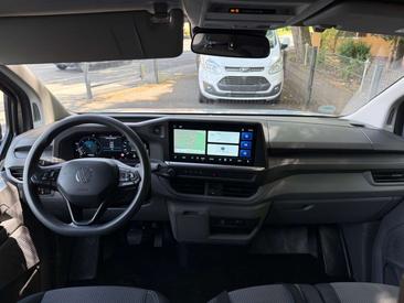 Volkswagen Transporter — photo 5
