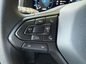 Volkswagen Transporter — photo 11