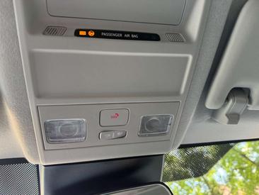 Volkswagen Transporter — photo 13