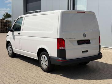 Volkswagen Transporter — photo 5