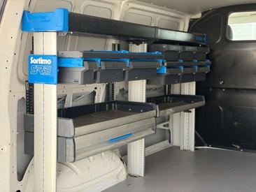 Volkswagen Transporter — photo 9