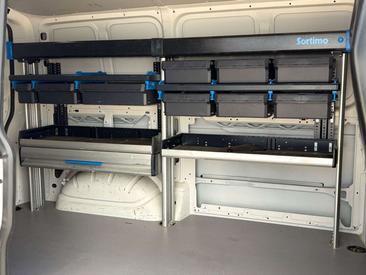 Volkswagen Transporter — photo 12