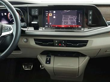 Volkswagen Multivan EHybrid 4Motion Style — photo 3