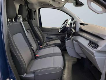 Volkswagen Transporter — photo 9