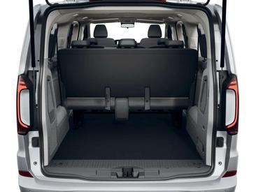 Volkswagen Multivan E-Caravelle Style — photo 9