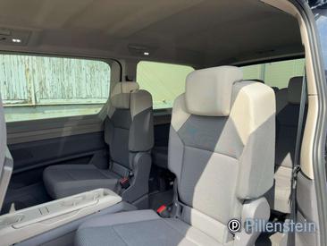 Volkswagen Multivan — photo 4