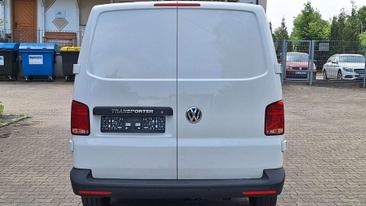 Volkswagen Transporter — photo 11