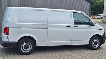 Volkswagen Transporter — photo 14