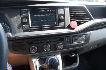 Volkswagen Transporter — photo 12