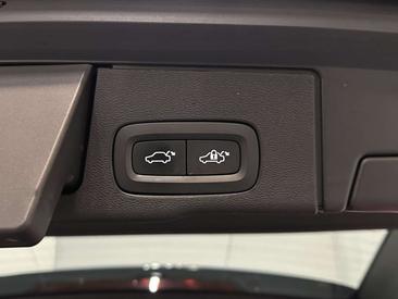 Volvo XC60 T6 Recharge Inscription — photo 15