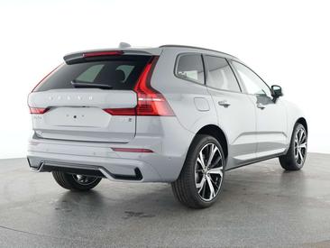 Volvo XC60 B5 — photo 2