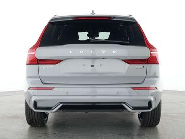Volvo XC60 B5 — photo 3