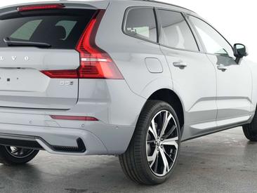 Volvo XC60 B5 — photo 8
