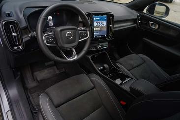 Volvo C40 Recharge Ultimate — photo 12