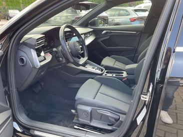 Audi A3 Sportback 35 TFSI — photo 8