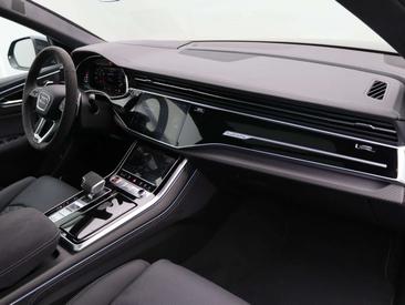 Audi RSQ8 TFSI — photo 8