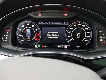 Audi RSQ8 TFSI — photo 13