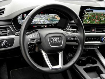 Audi A4 S Line Avant 35 TFSI — photo 9