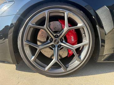 Audi RS6 Avant Performance — photo 10