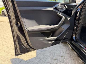 Audi A1 Sportback S Line 40 TFSI — photo 27