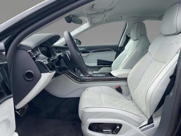 Audi S8 TFSI — photo 6