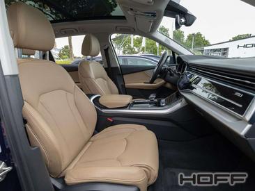 Audi Q7 55 TFSI E — photo 9