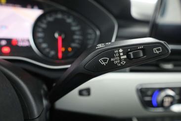 Audi A4 Avant 35 TFSI — photo 19