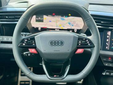 Audi RS3 Sportback — photo 9