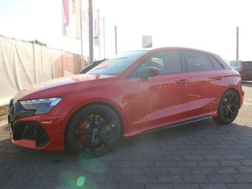 Audi RS3 — photo 10