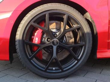 Audi RS3 — photo 11