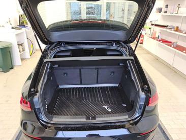 Audi A3 40 TFSI E — photo 3