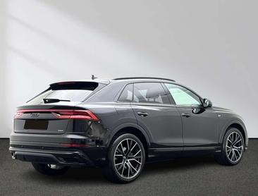 Audi Q8 50 TDI — photo 2
