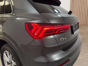 Audi Q3 S Line 45 TFSIe — photo 8
