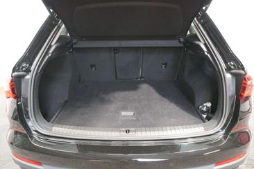 Audi Q3 35 TFSI — photo 27