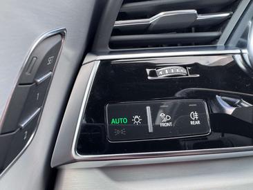 Audi SQ7 4.0 TDI — photo 22