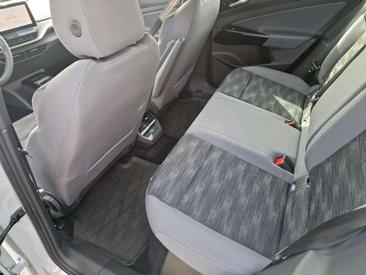 Volkswagen ID.4 — photo 7