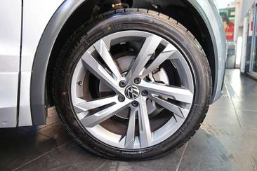 Volkswagen TIGUAN TDI R-Line — photo 6