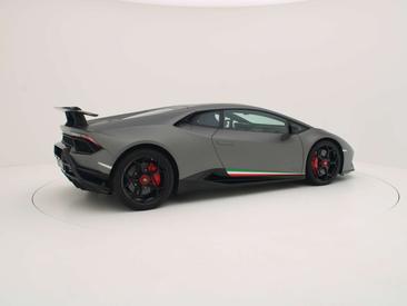Lamborghini Huracán Performante — photo 15
