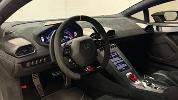 Lamborghini Huracán STO — photo 8