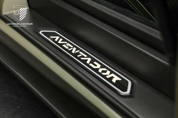 Lamborghini Aventador SVJ — photo 39