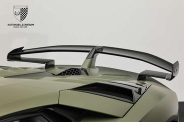 Lamborghini Aventador SVJ — photo 44
