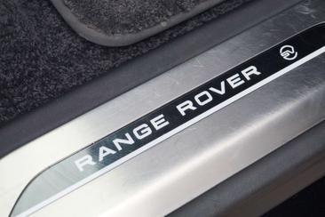 Land Rover Range Rover Noir SV P615 — photo 31