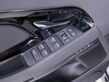 Land Rover Range Rover Evoque P270e PHEV AWD Business Dynamic Edition L Cold Gris — photo 11