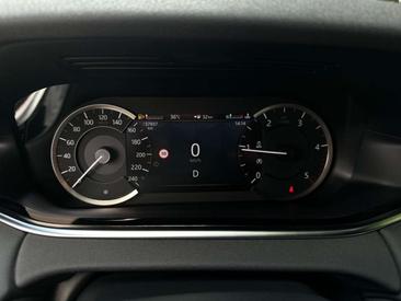 Land Rover Range Rover Evoque 2.0D I4 163 CV AWD Auto R-Dynamic SE — photo 9