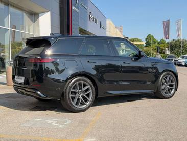 Land Rover Range Rover Sport Dynamic SE Dark Edition 3.0 D250 — photo 4